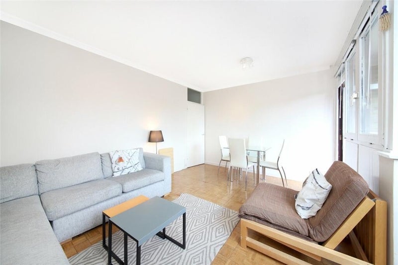Room Hare Walk in Greater London