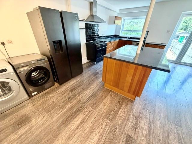House Farm Road in Greater London