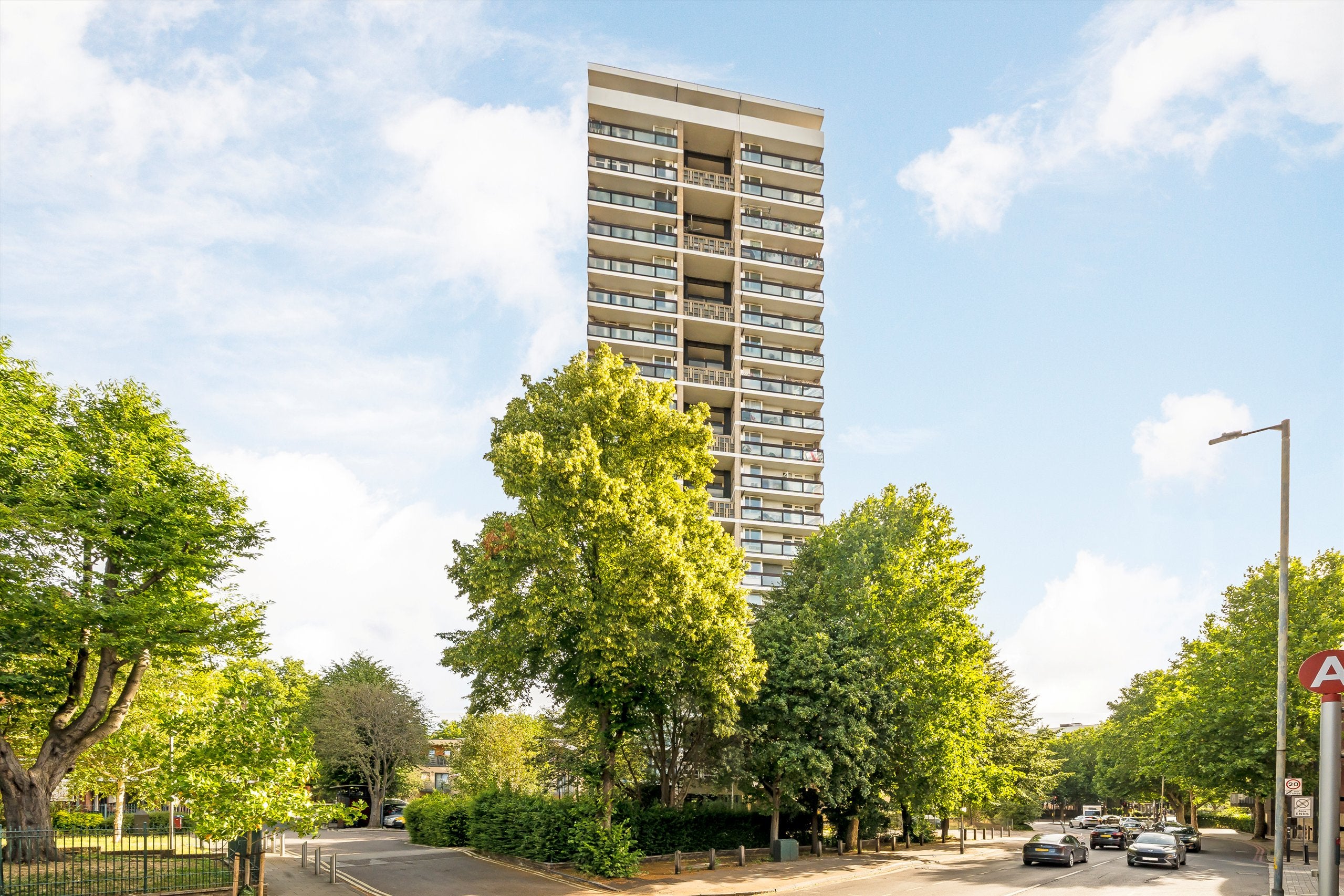 Flat Abbey Street in Greater London