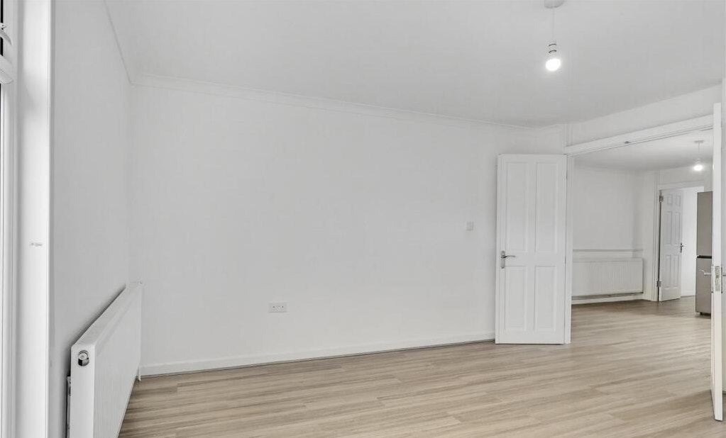 House Eastbrooks in Basildon