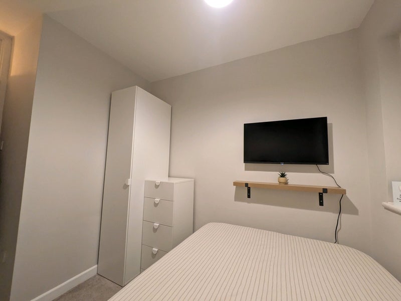 Room Waverley Road in Bristol