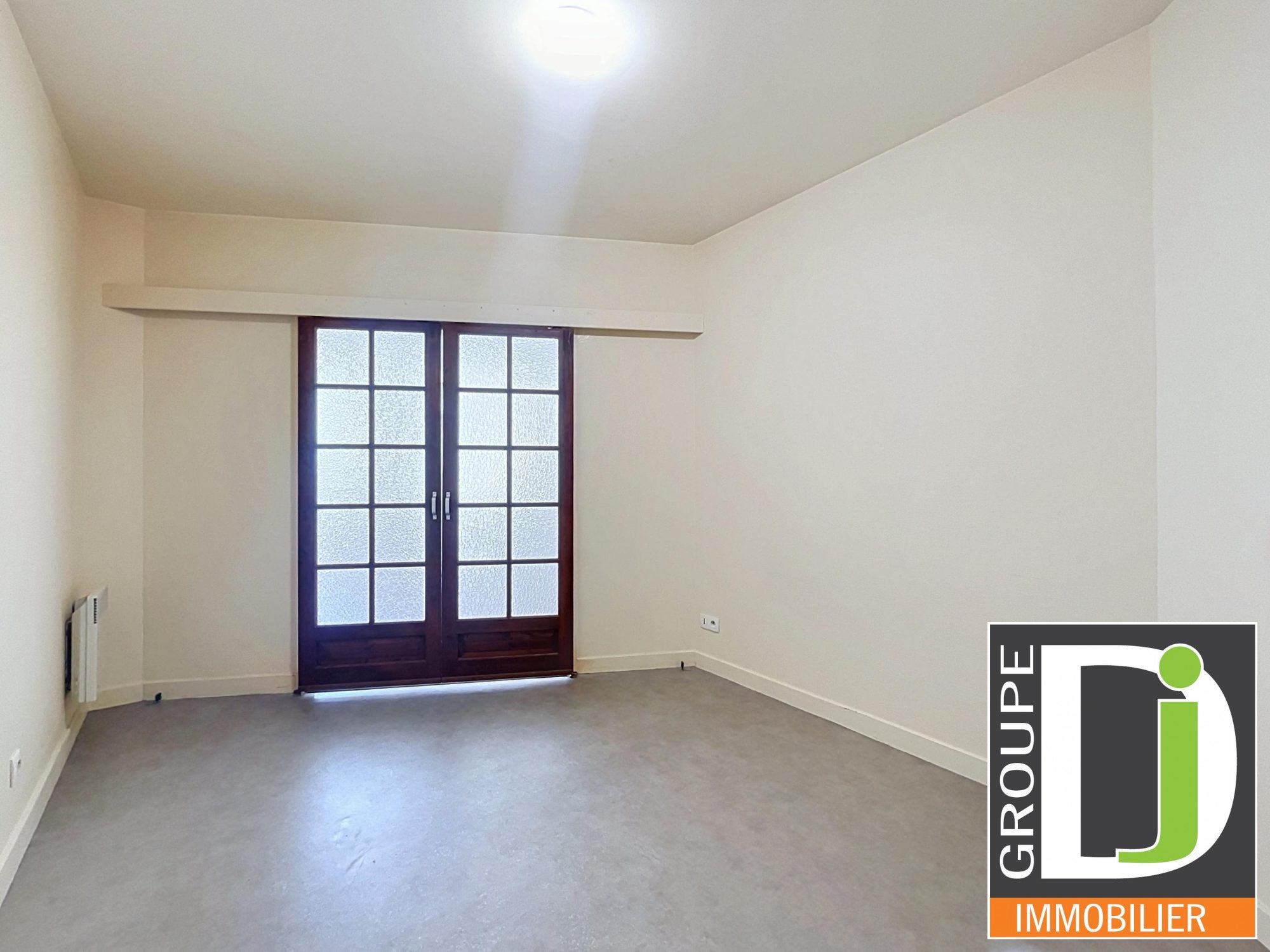 Flat Rue Madier de Montjau in Valence