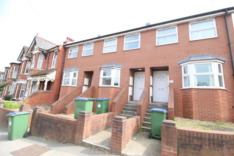 Flat Brighton Road in Newhaven