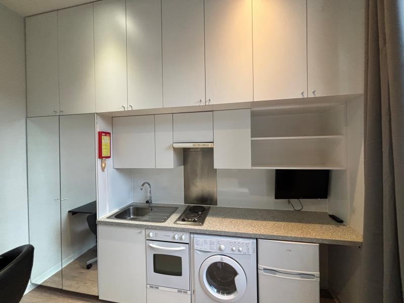 Flat Gwendwr Road in Greater London