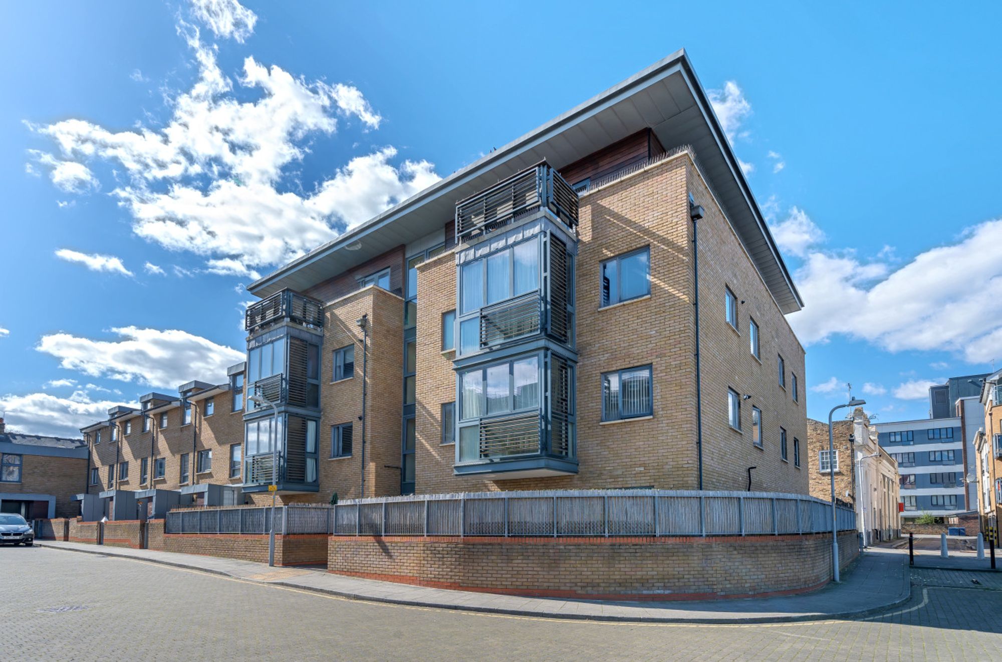 Flat Clarence Row in Gravesham