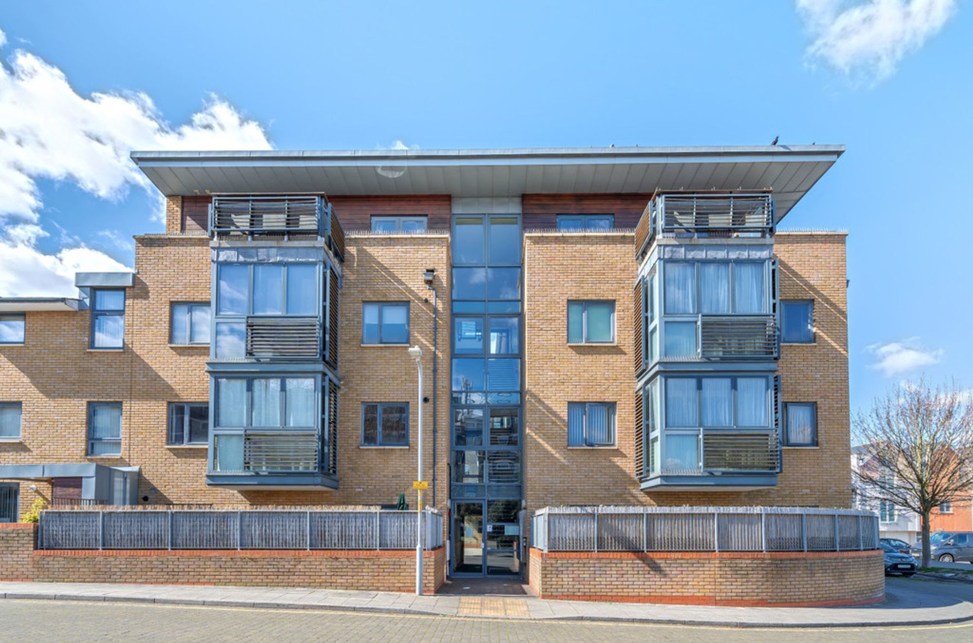Flat Clarence Row in Gravesham