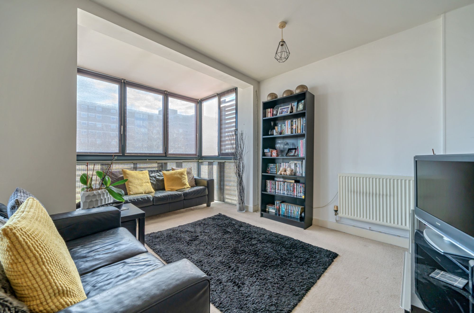 Flat Clarence Row in Gravesham