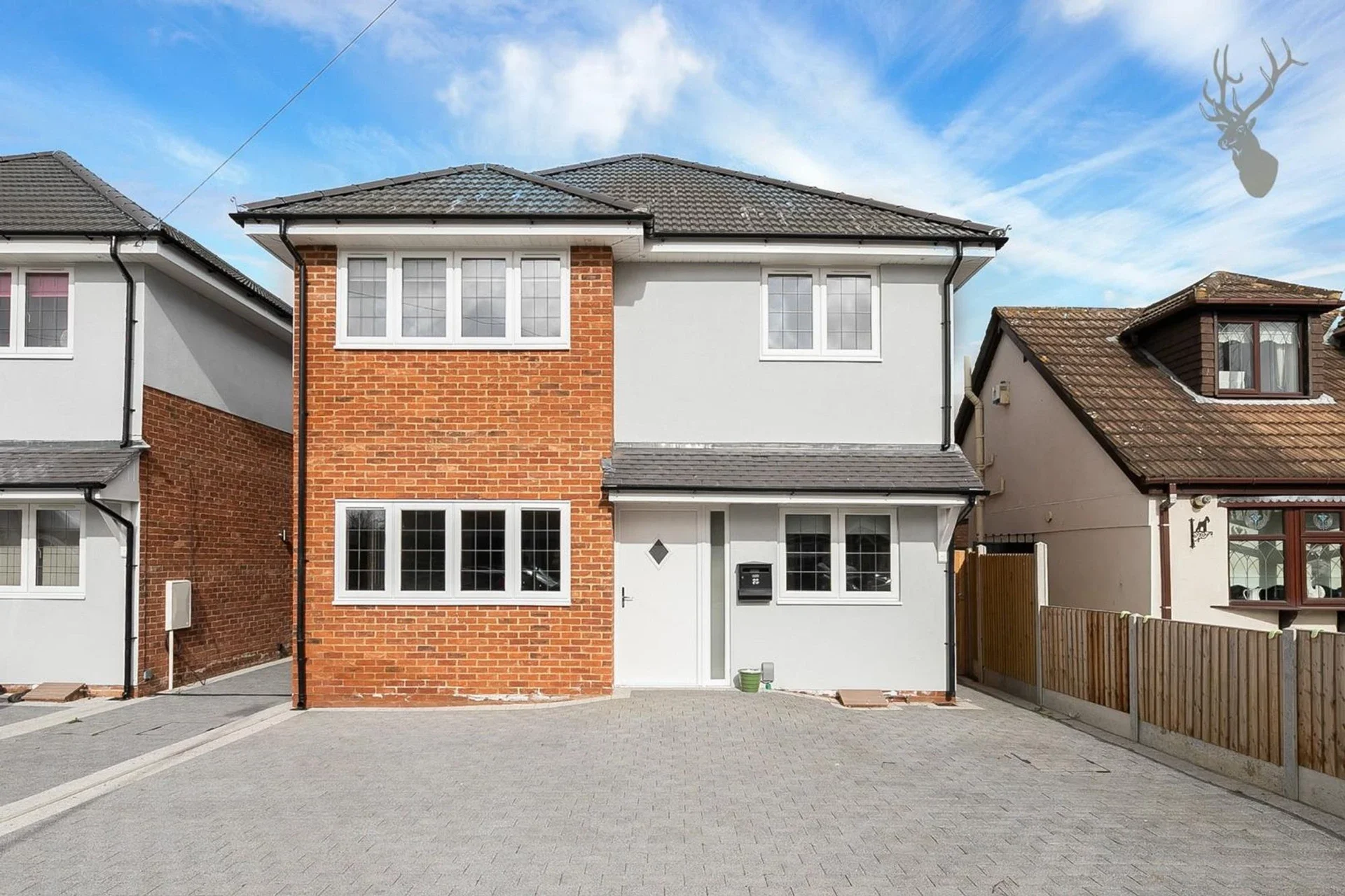Flat Court Yard in Greater London