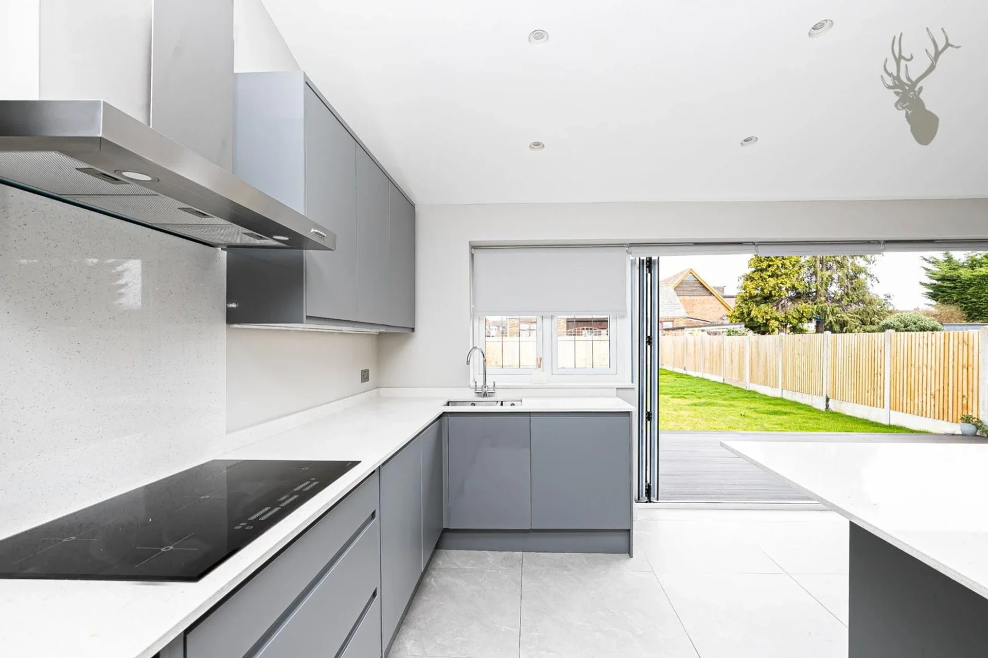 Flat Court Yard in Greater London