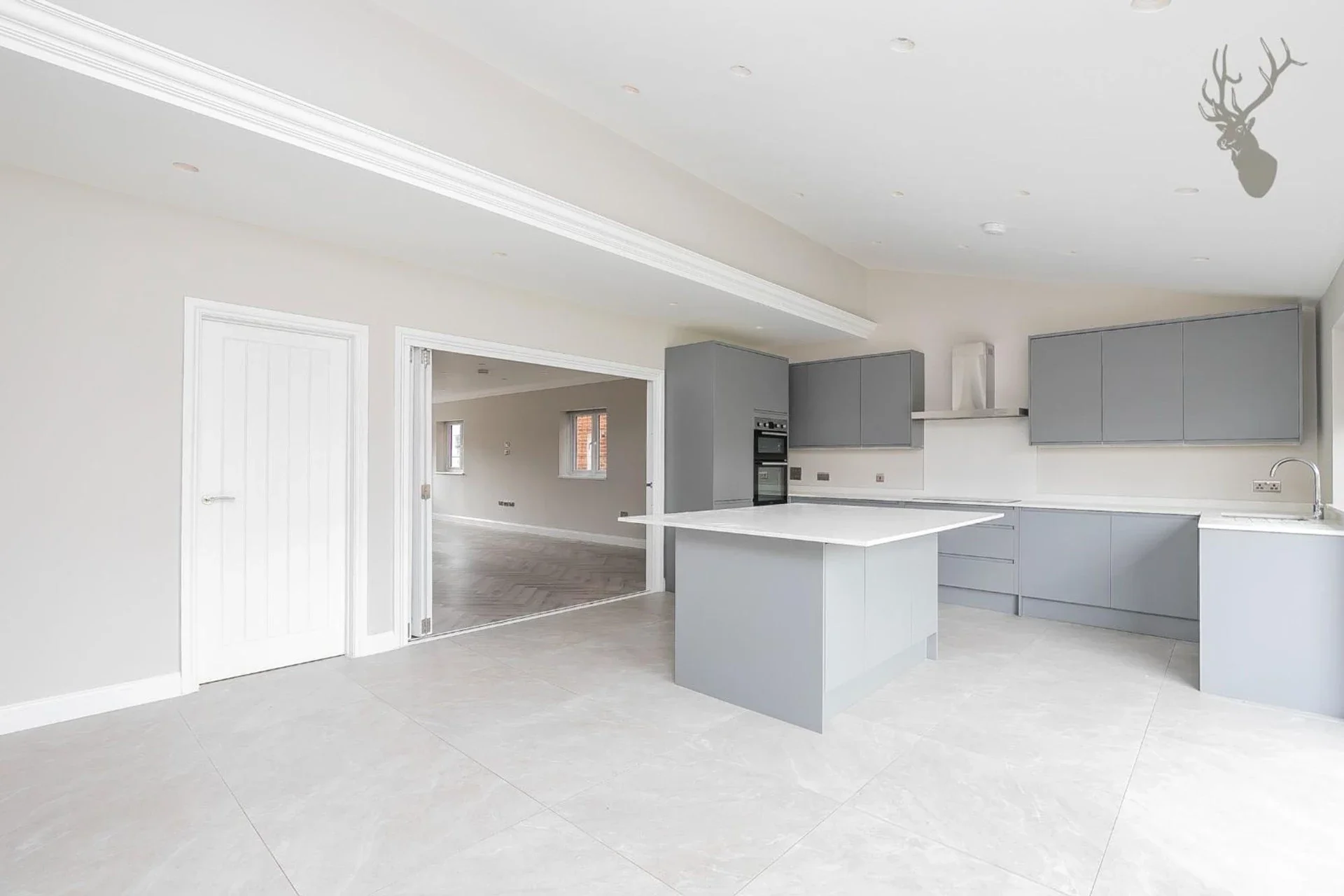 Flat Court Yard in Greater London