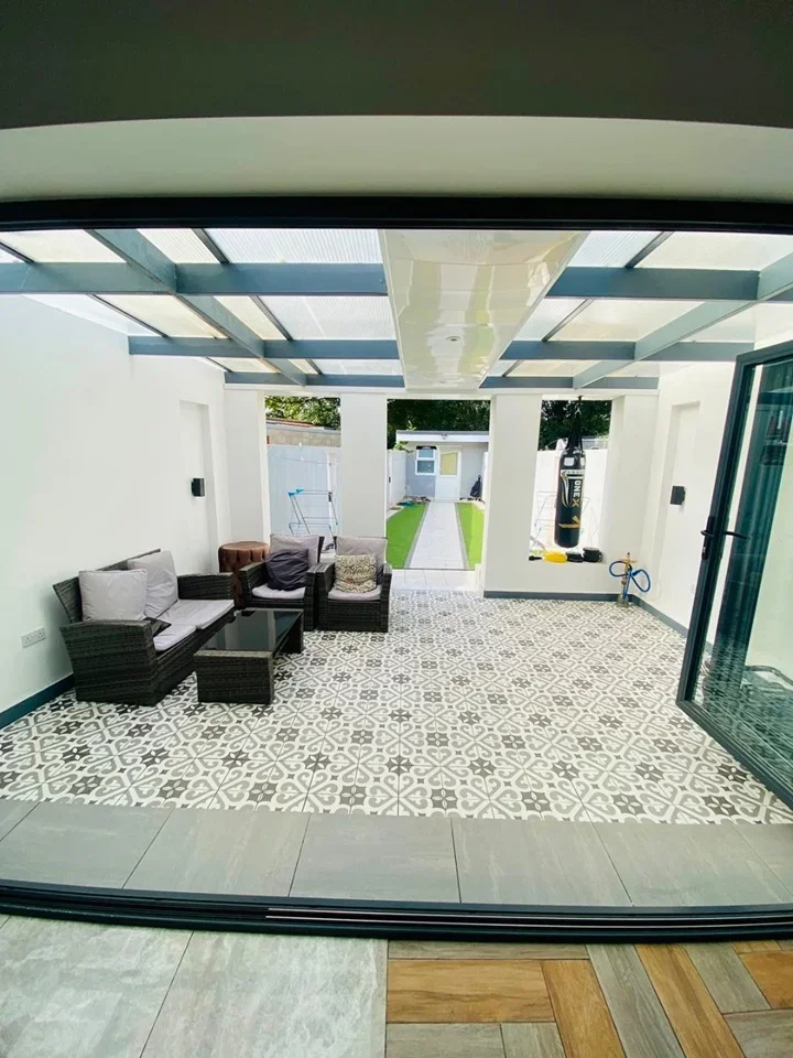 Room The Crossways in Greater London
