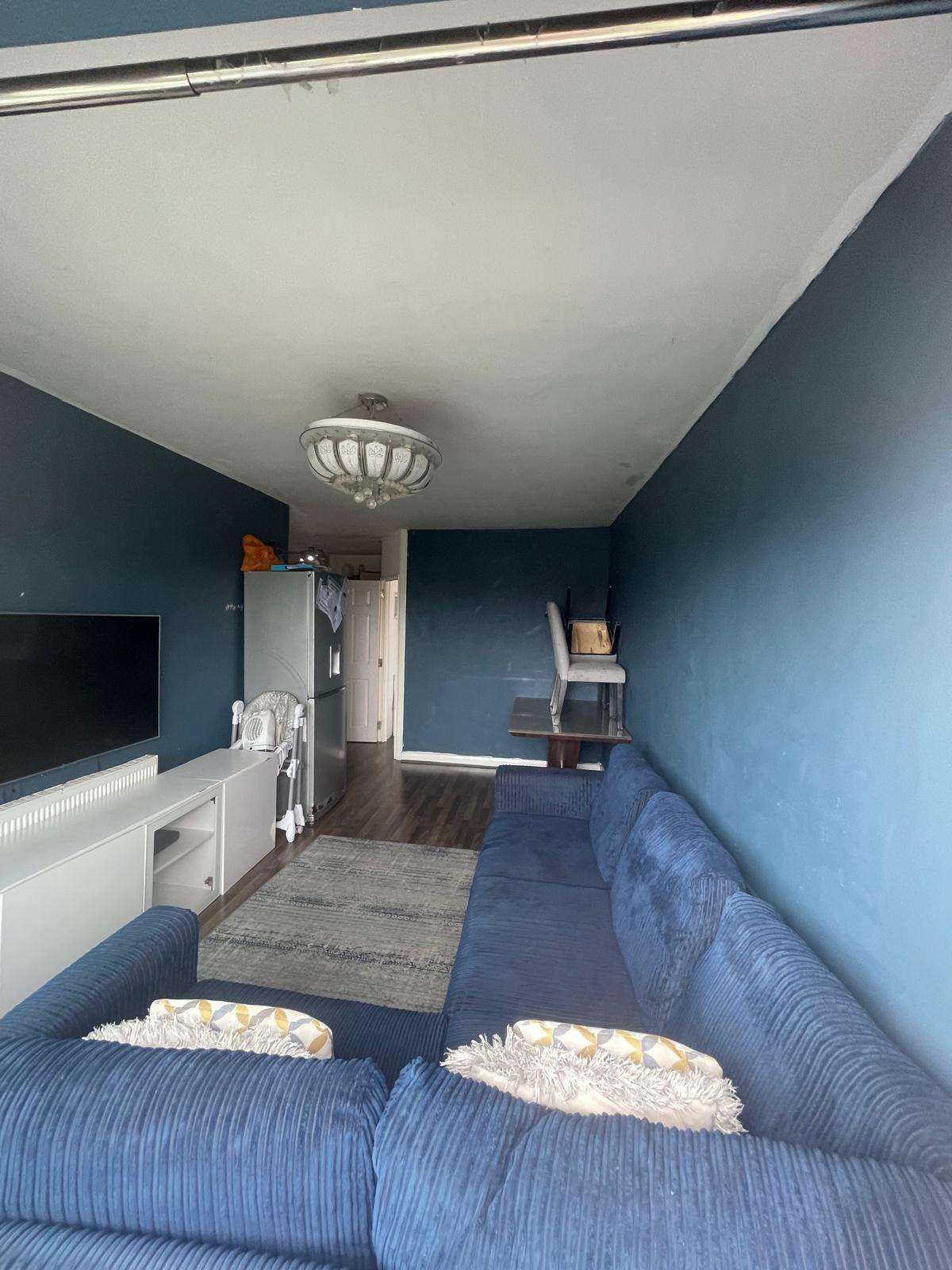 Flat Castle Road in Greater London