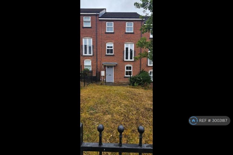 House Fenton Place in Leeds
