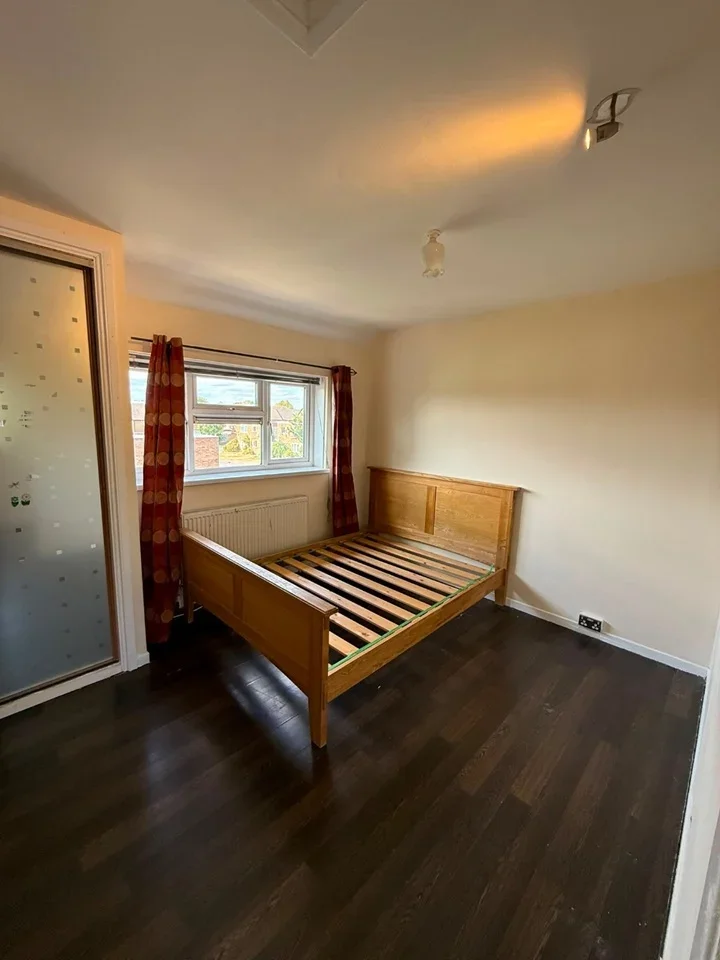 Flat Clare Road in Borough of Spelthorne