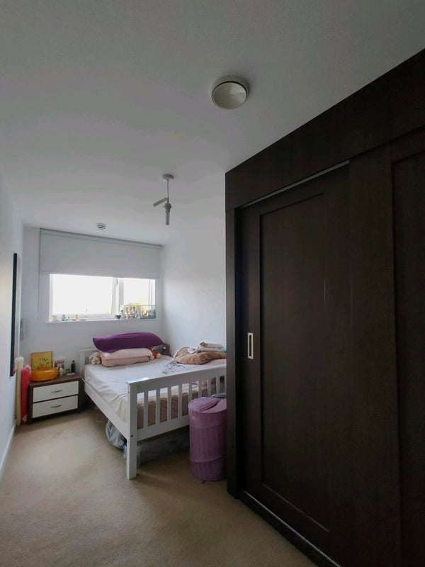 Room Cordelia Street in Greater London