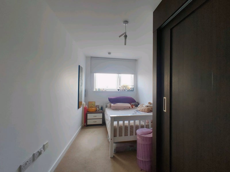 Room Cordelia Street in Greater London
