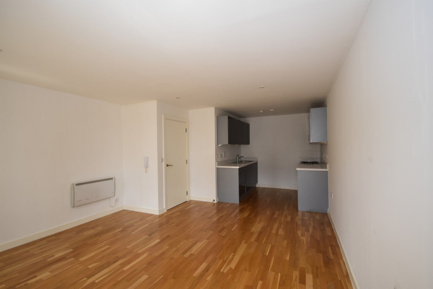 Flat Derby Way in Bury