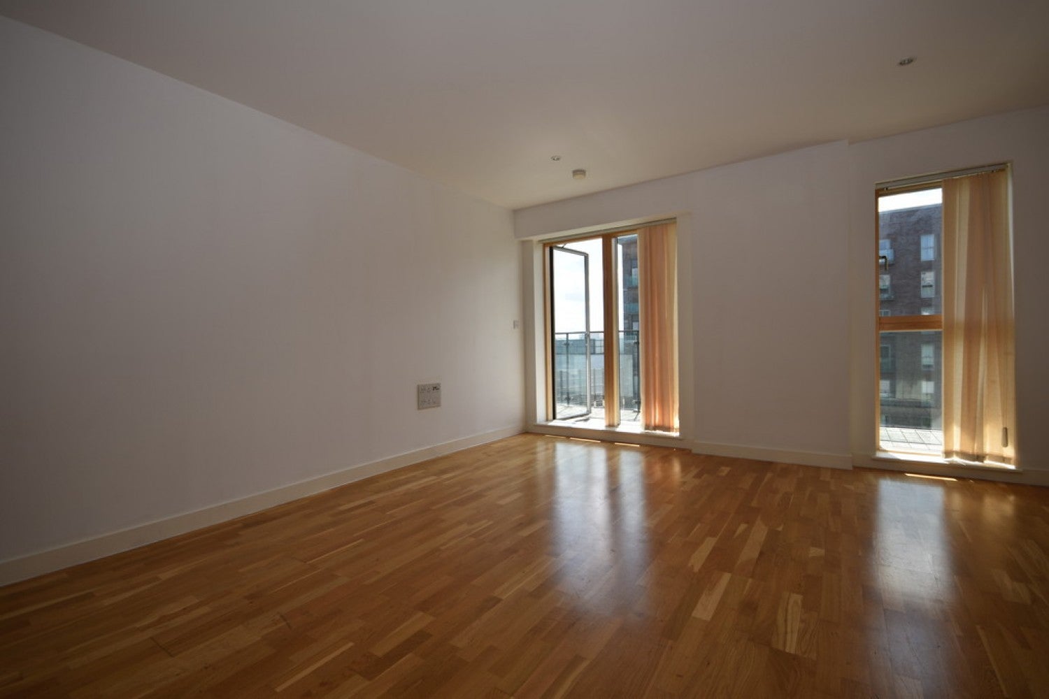 Flat Derby Way in Bury