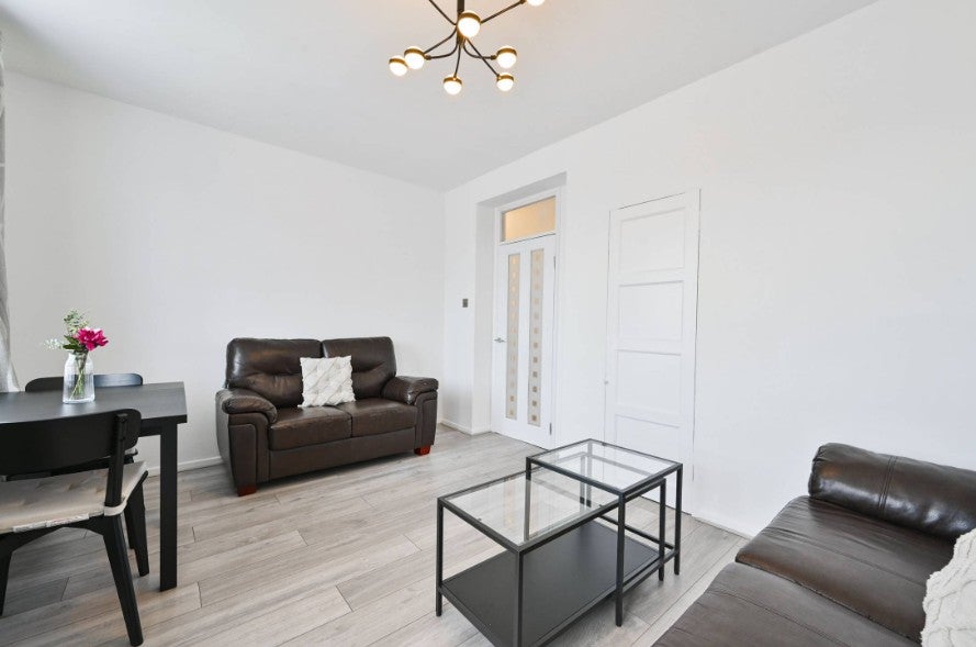 Flat Charlbert Street in City of Westminster