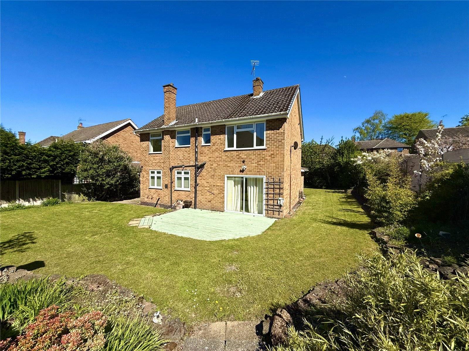 House Summercourt Drive in Gedling