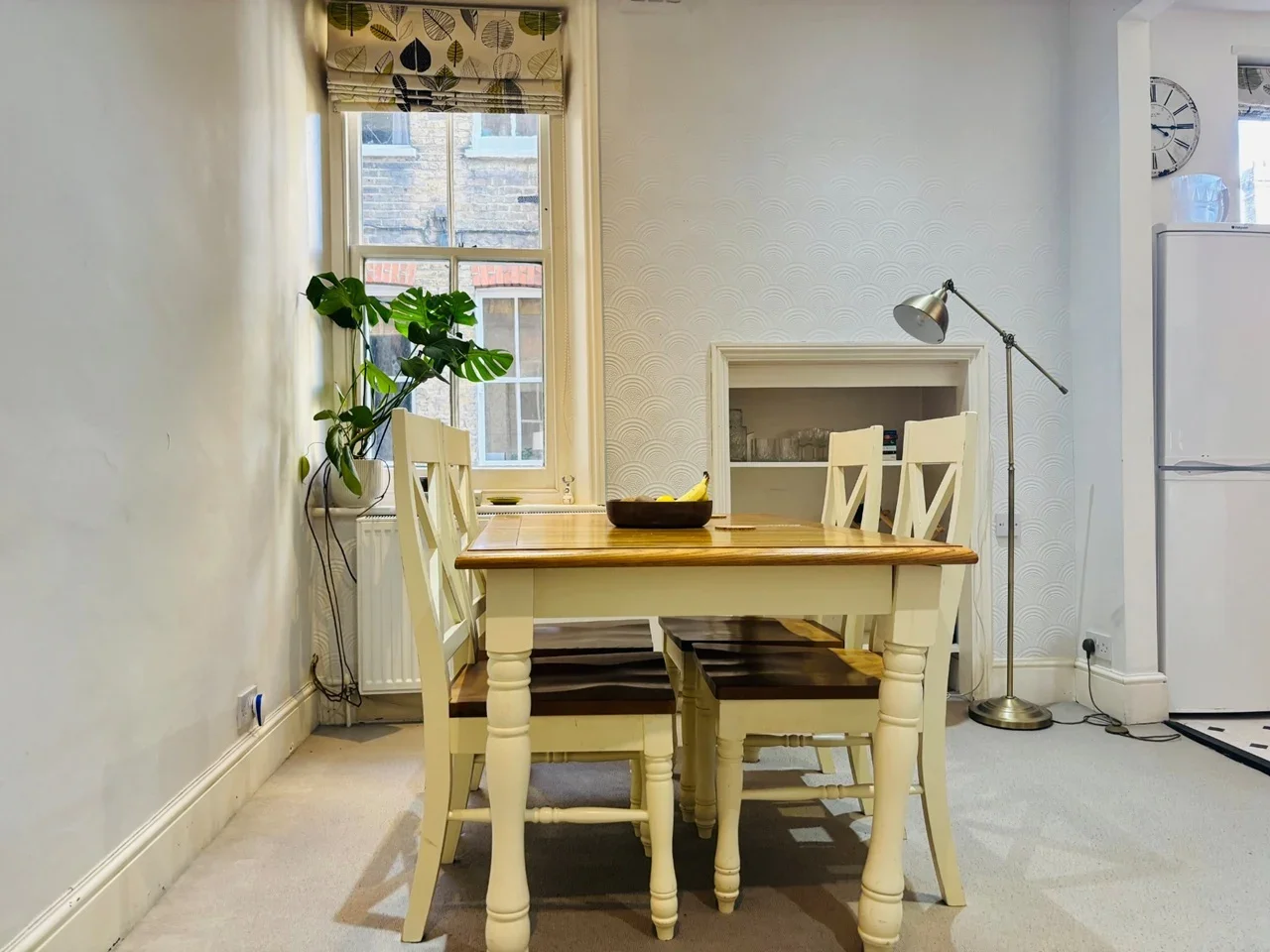 Flat Rushcroft Road in Greater London