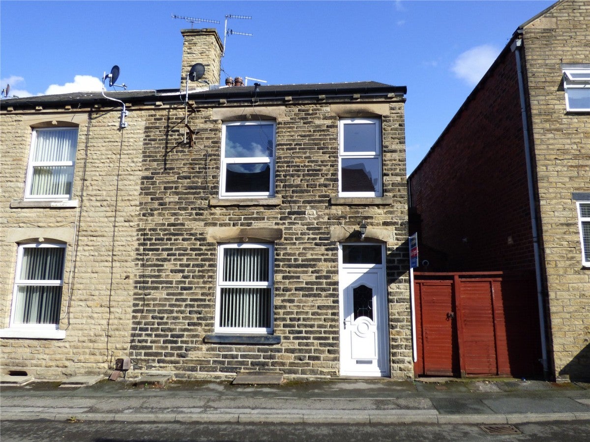 House Melbourne Street in Kirklees