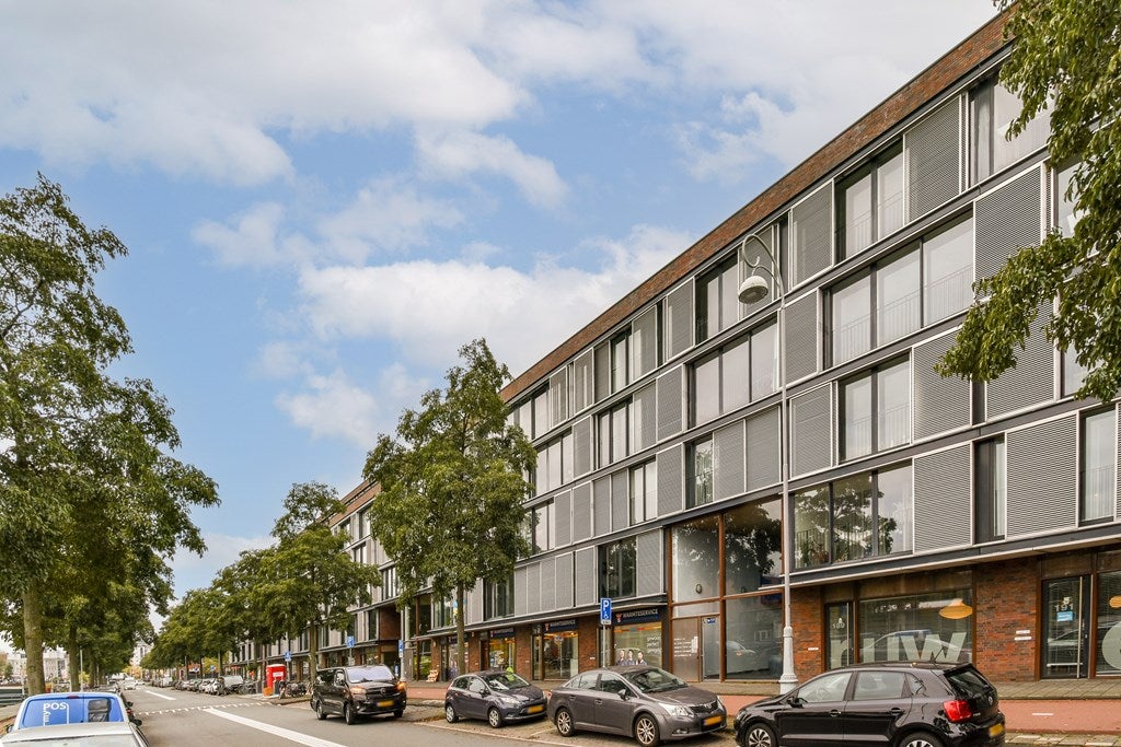 Flat Cruquiuskade 151 in Amsterdam