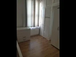 Flat Chandos Road in Greater London