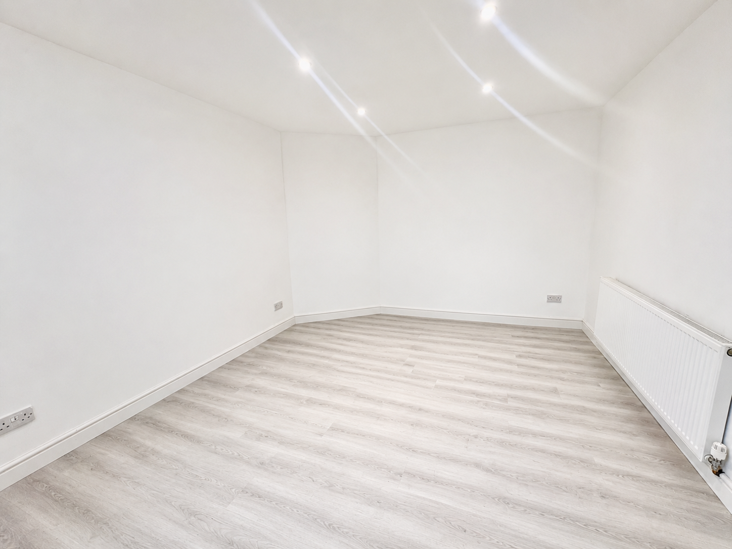 Flat Redcliffe Road in Nottingham