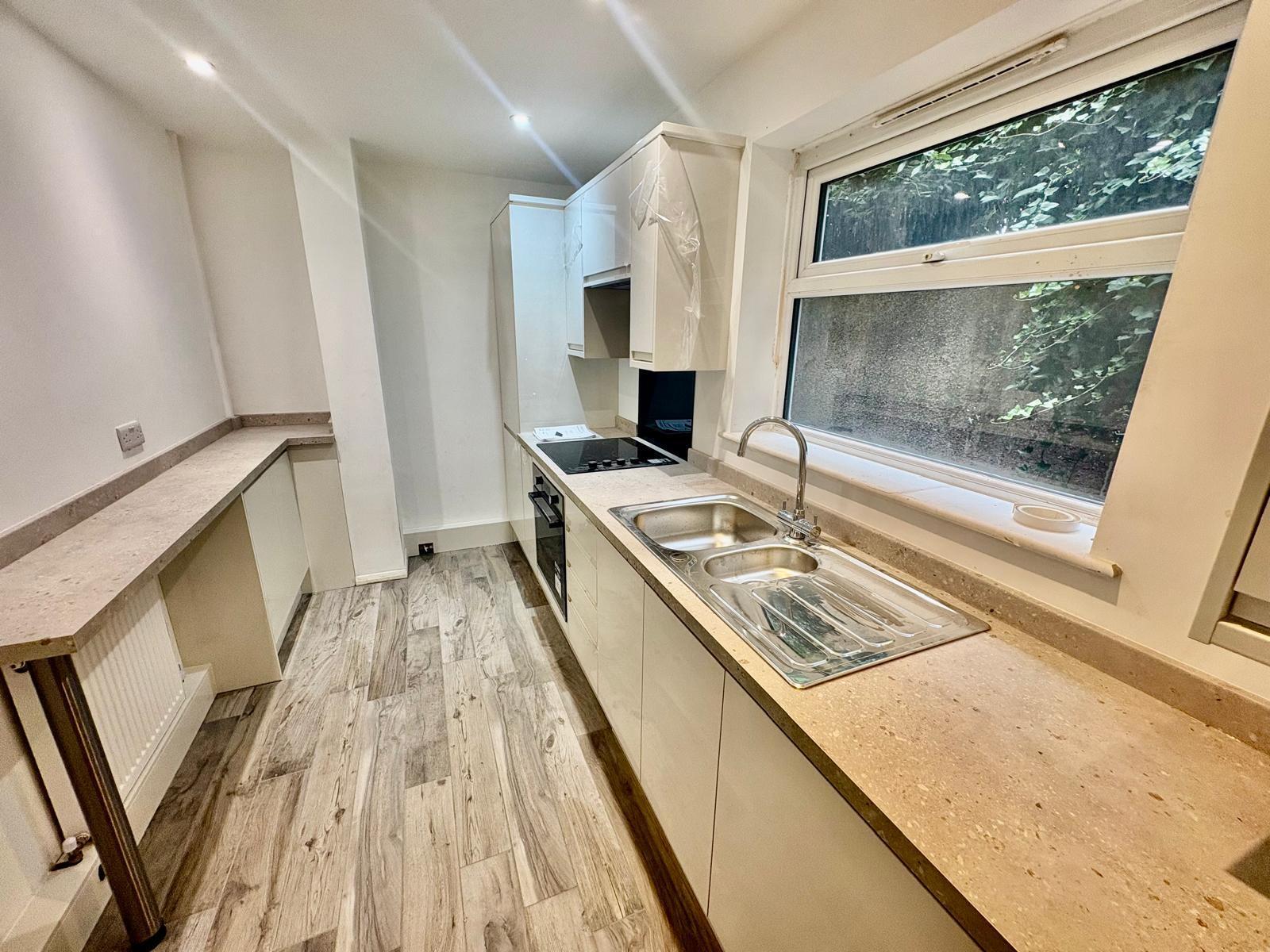 Flat Redcliffe Road in Nottingham