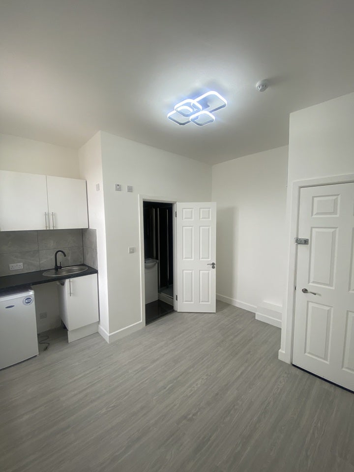 Room Staplehurst Road in Greater London