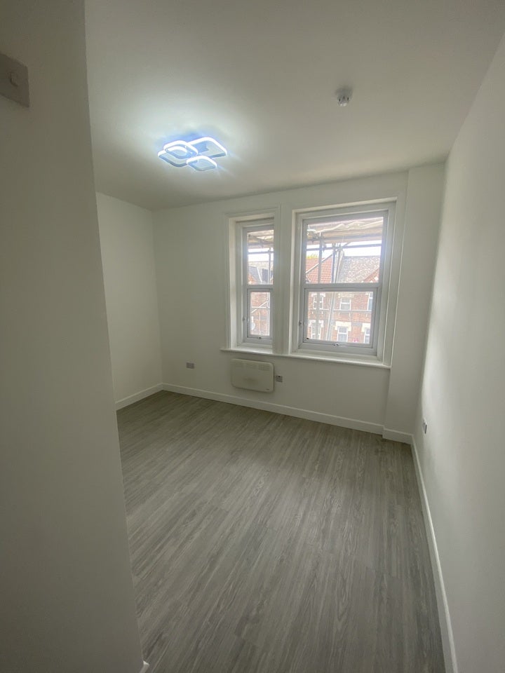 Room Staplehurst Road in Greater London