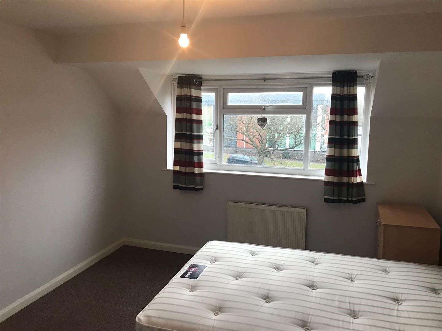 House Salwarpe Grove in Birmingham
