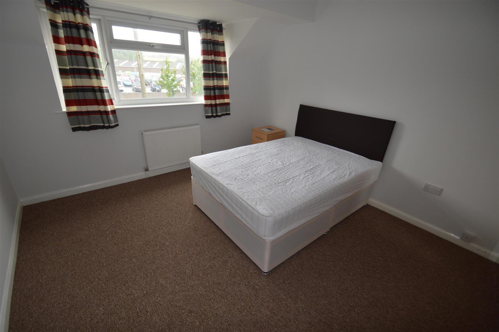 House Salwarpe Grove in Birmingham