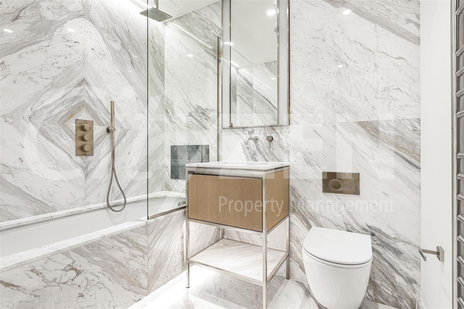 Flat Minories in City of London