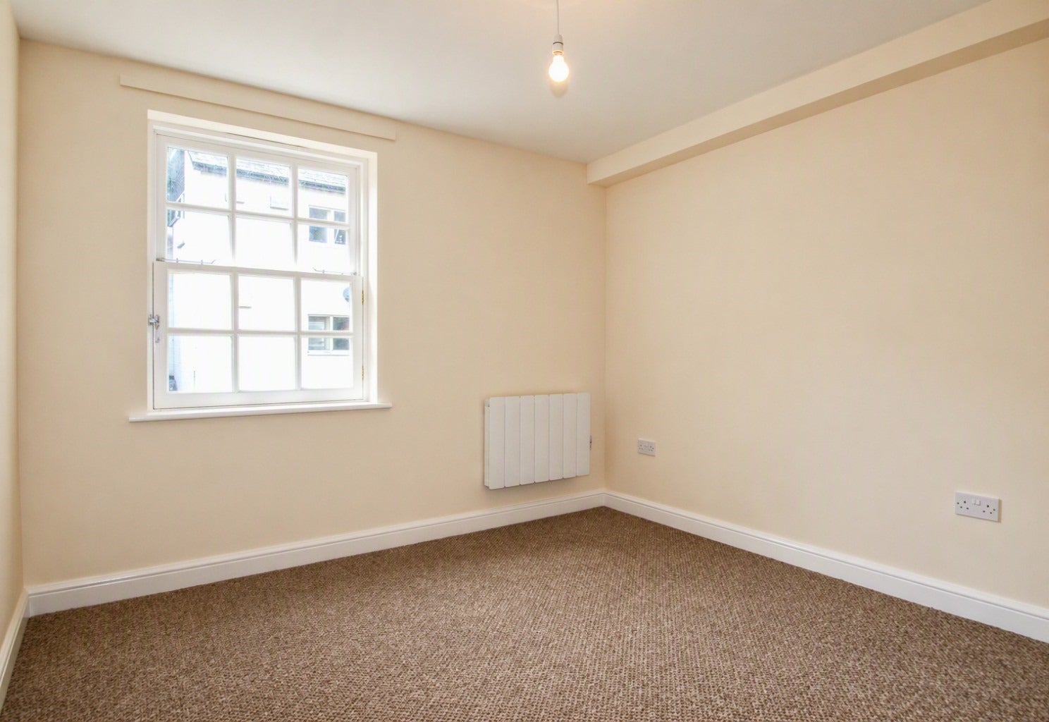 Flat Trinity Passage in Worcester