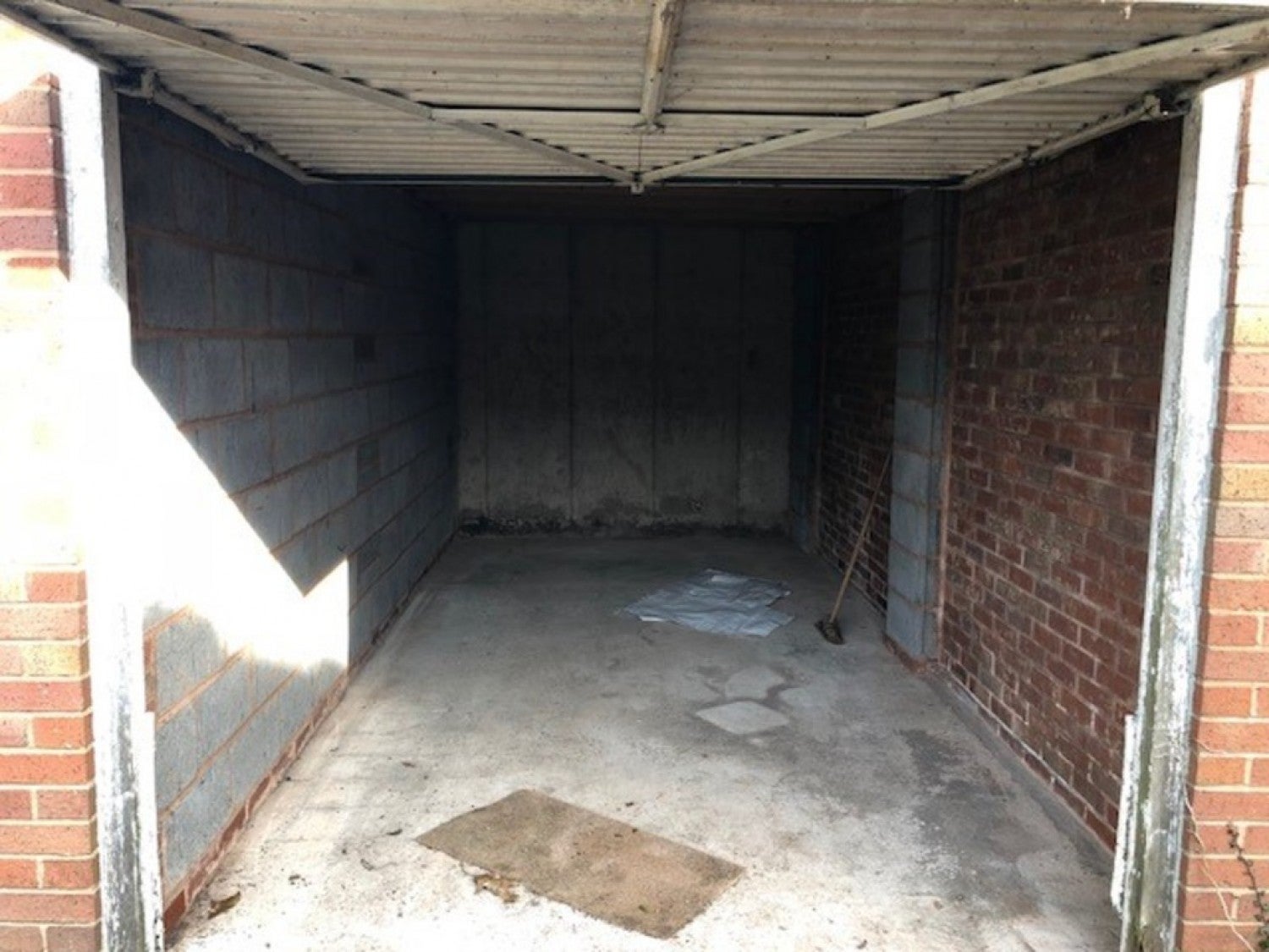 Flat Newhall Farm Close in Birmingham
