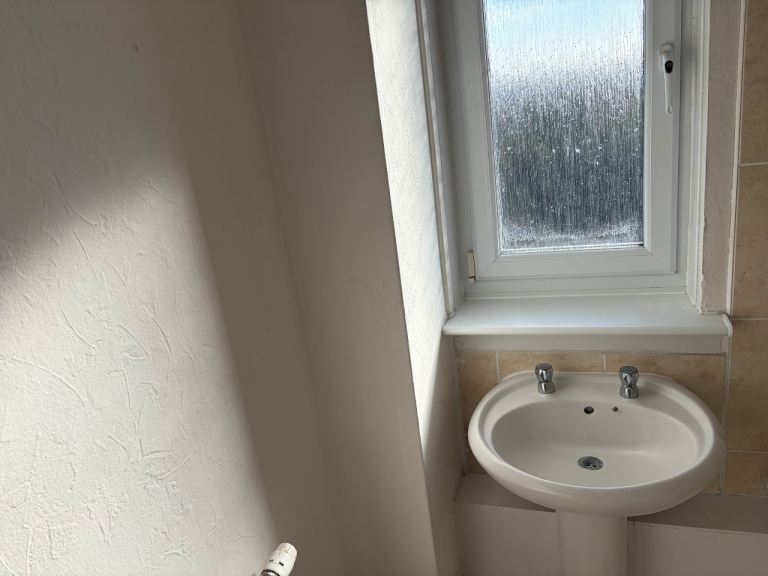 Flat Pentland Crescent in Dundee
