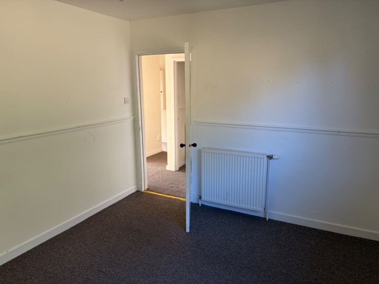 Flat Pentland Crescent in Dundee