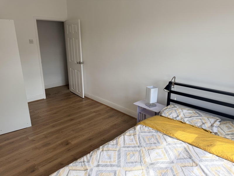 Room Blithdale Road in Greater London