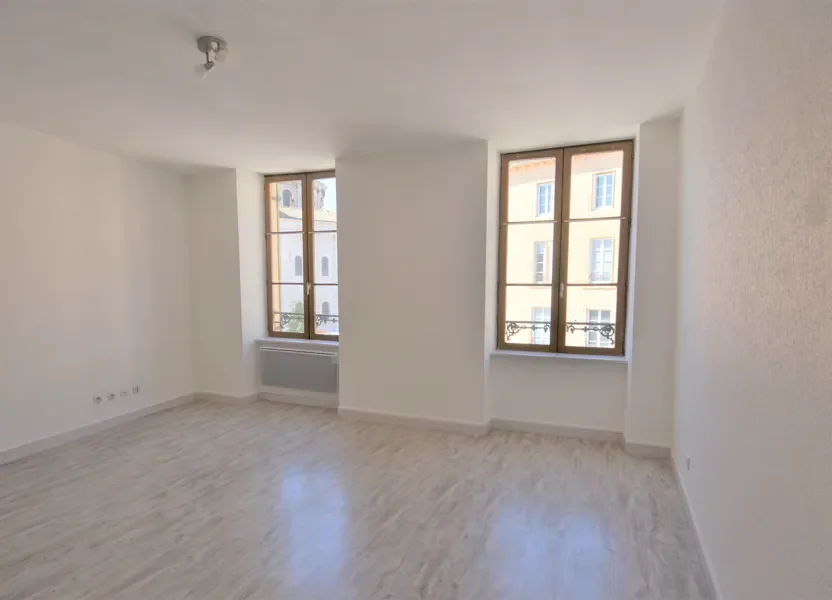 Appartement Rue Saint-Nizier à Mâcon