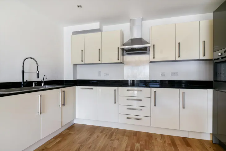 Flat Osterberg Road in Dartford