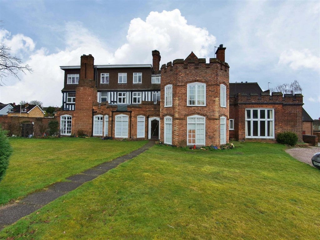 Flat Church Road in Stourbridge