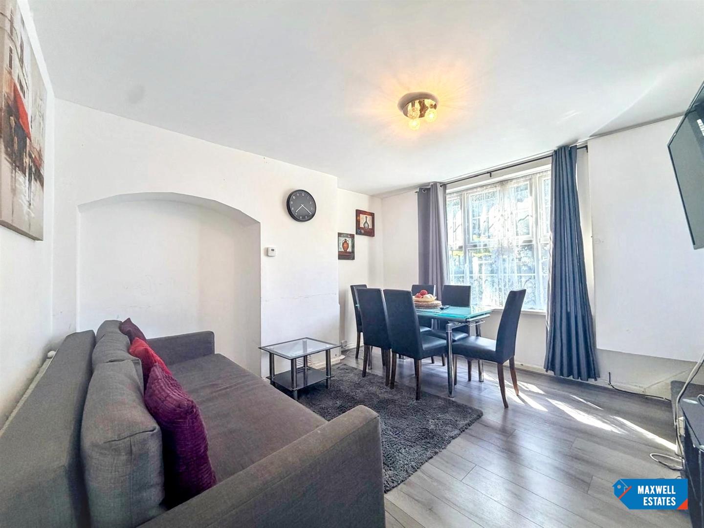 House Gaskarth Road in Greater London