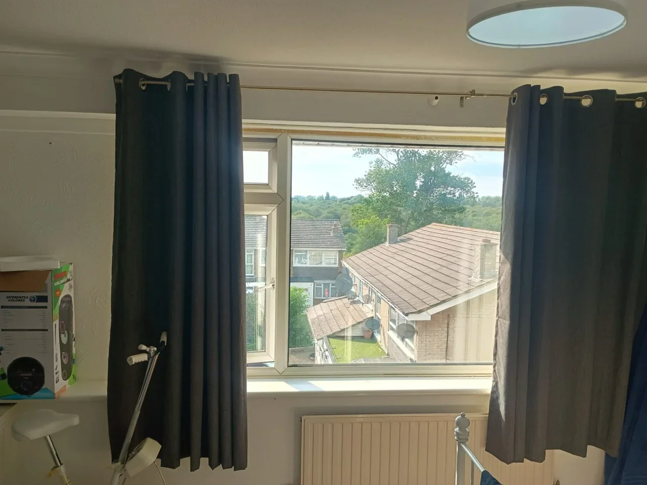Room Carfax Road in Greater London