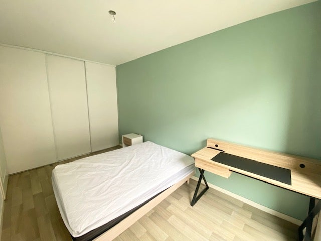 Chambre Rue Ossip Zadkine à Calais