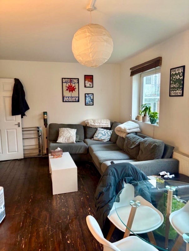 Room Stevens Street in Greater London