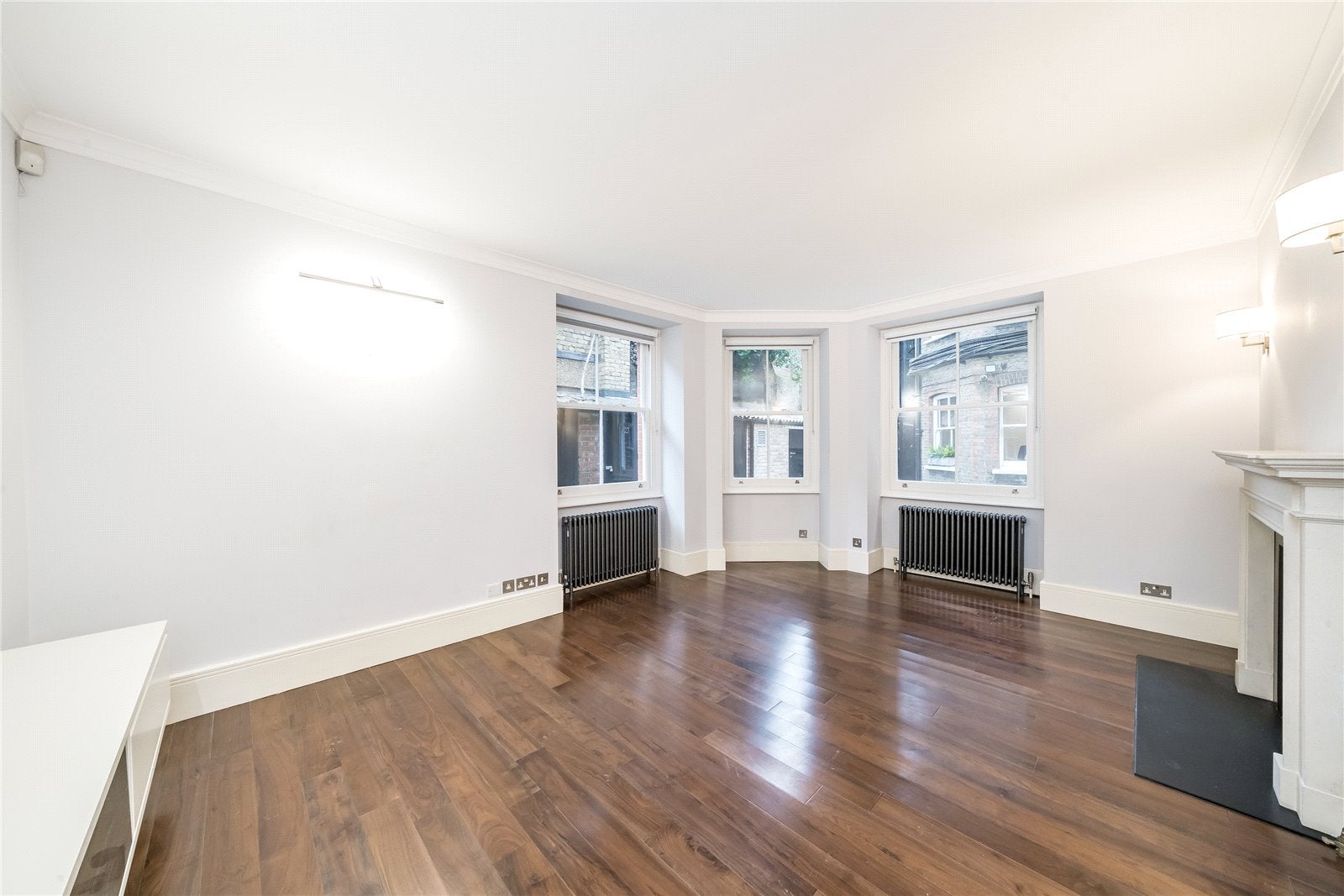 Flat Drayton Gardens in Greater London