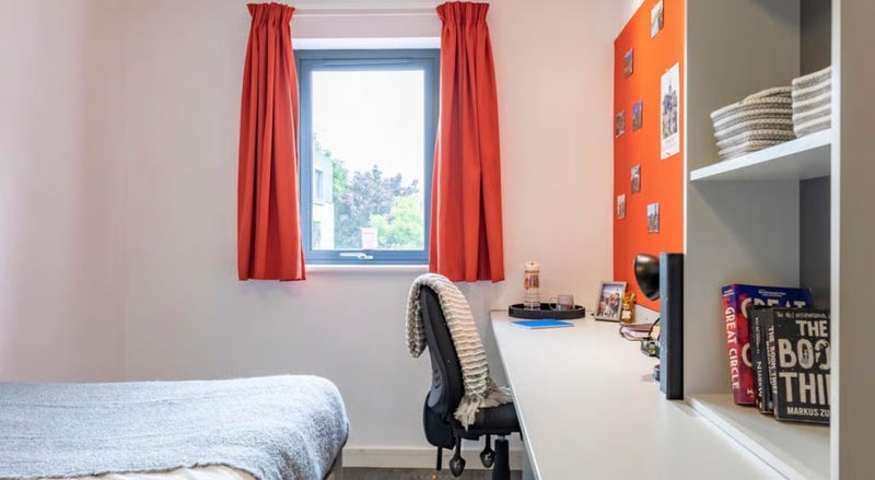 Room Beaverbank Place in City of Edinburgh