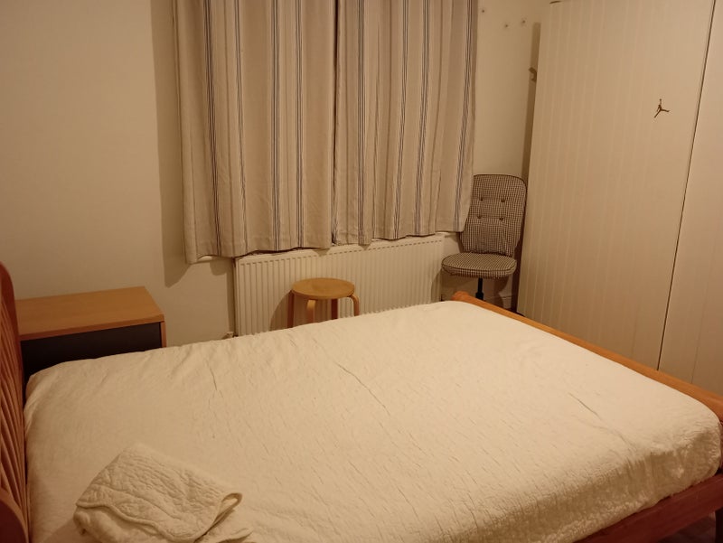 Room Whitehorse Lane in Greater London
